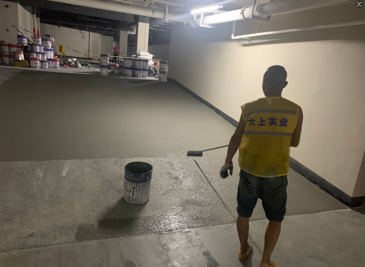 頤彎府地坪、劃線、交通設施安裝工程